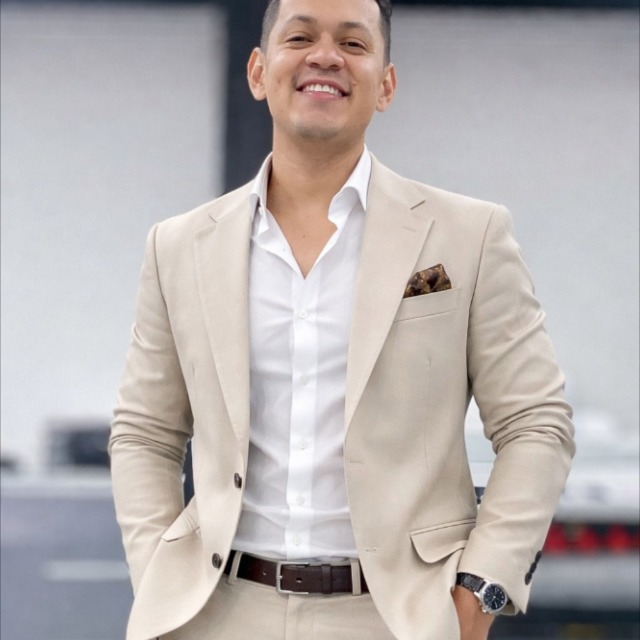 Emerson López, Gerente General
